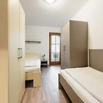 Booknassfeld * טרופולאך