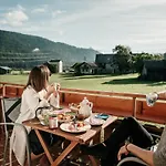 Booknassfeld * טרופולאך