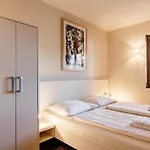 Booknassfeld דירה טרופולאך