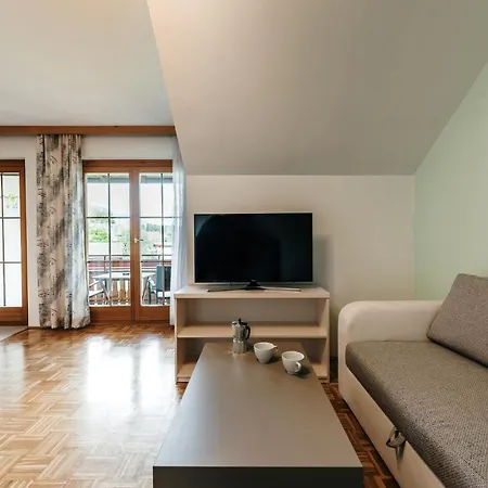 Booknassfeld Apartment Tropolach
