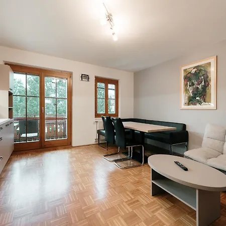 Booknassfeld Apartmán Tröpolach