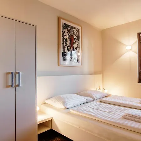 Booknassfeld Apartmán Tröpolach